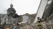Ukraine : 30 morts dans une frappe russe sur des bus à Kramatorsk