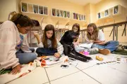 Un chien en classe pour apaiser le stress des collégiens de Brignoles