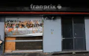 Vie chère : 3.000 commerces touchés, un sociologue décrypte les dégradations